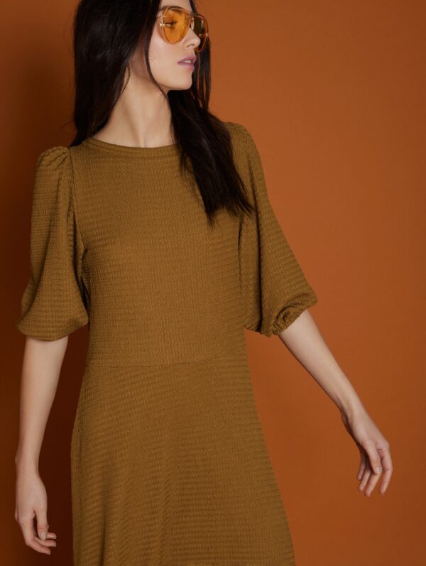 Meisie textured knit midi dress - Image 6